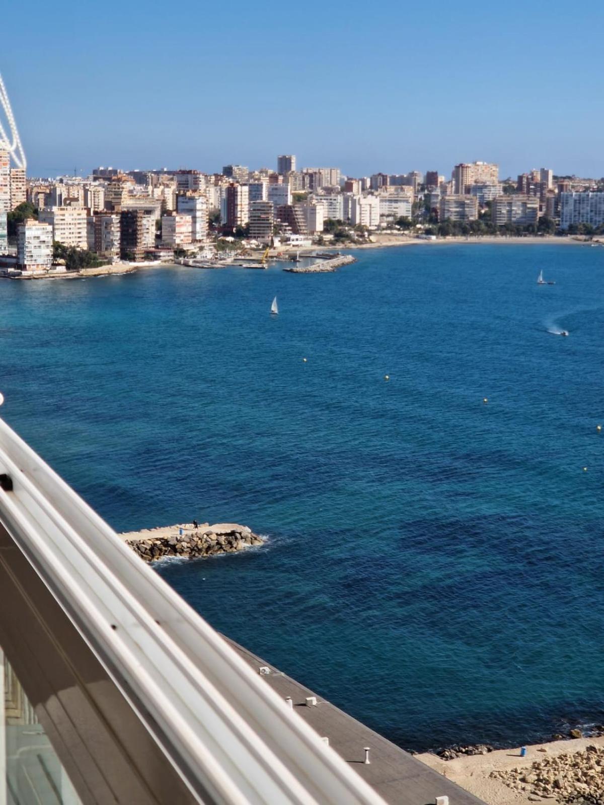 Vistas Al Mar. Gran Salon. Playa A 1 Minuto. Wifi Leilighet Alicante Eksteriør bilde